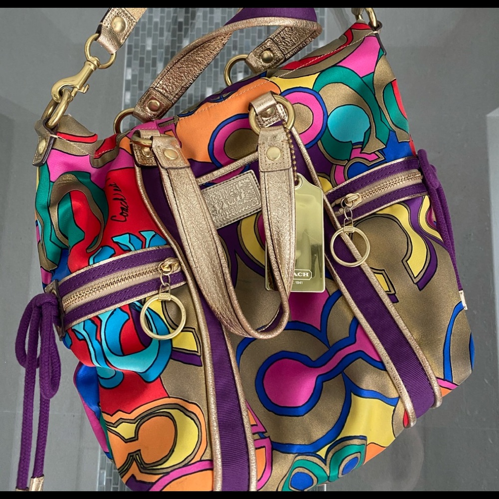 Coach Poppy Collection Cross body  Bag!!!